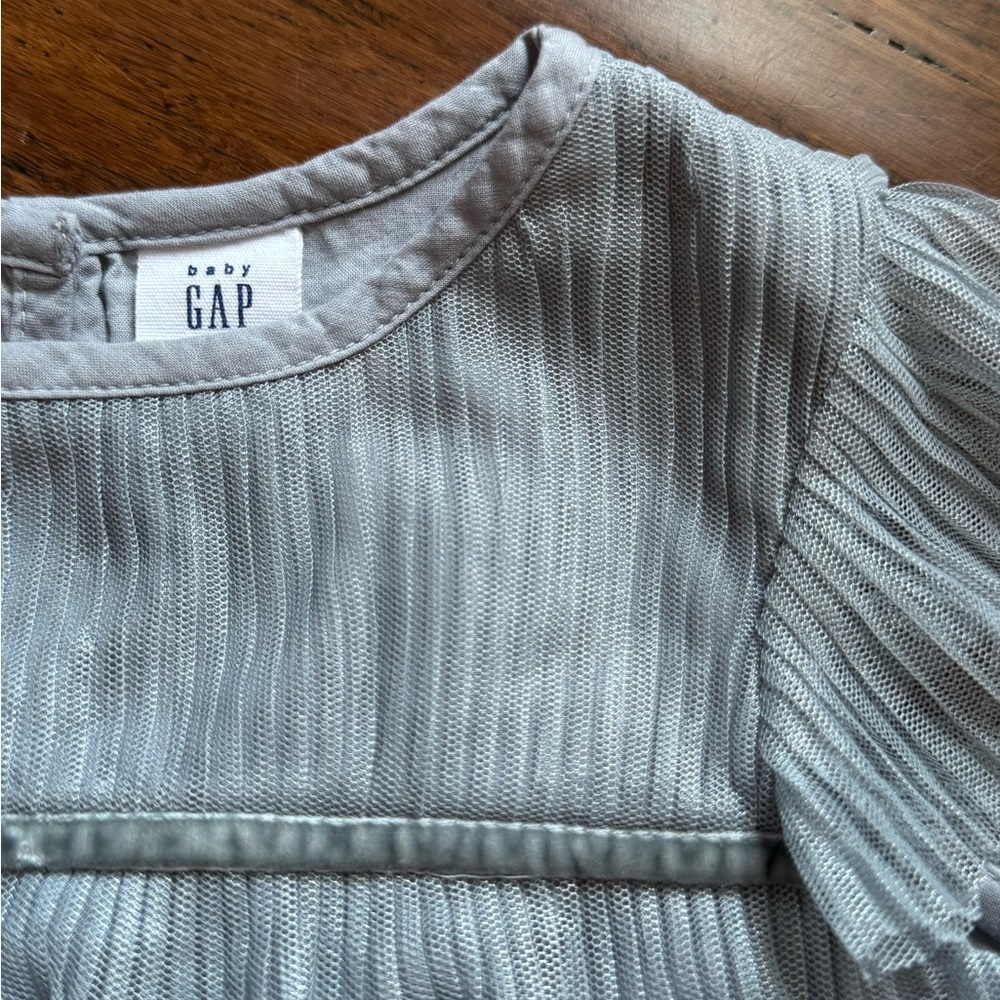 Adorable Baby Gap 2T dress - Picture 2 of 2